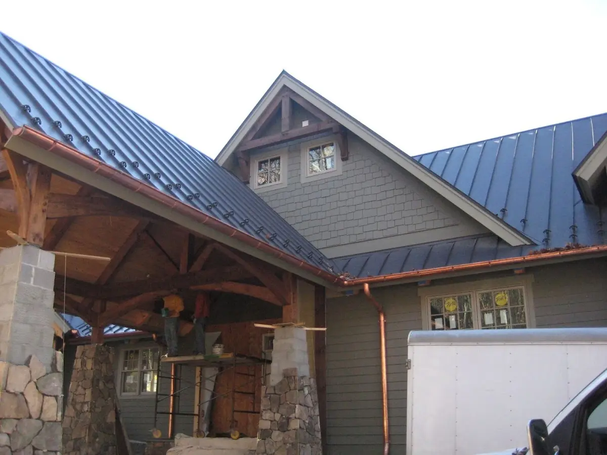 Craftsman Roofing team delivering quality roofing work in Green Valley Gardens